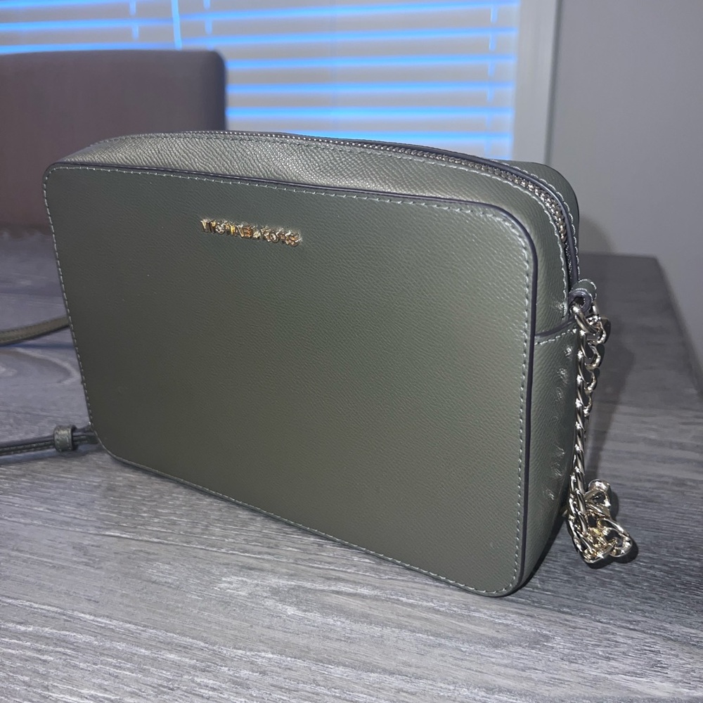 Micheal Kors Purse
